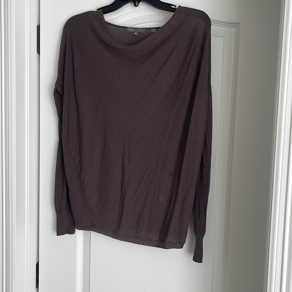 Vince light weight sweater